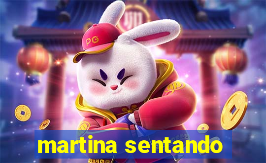 martina sentando